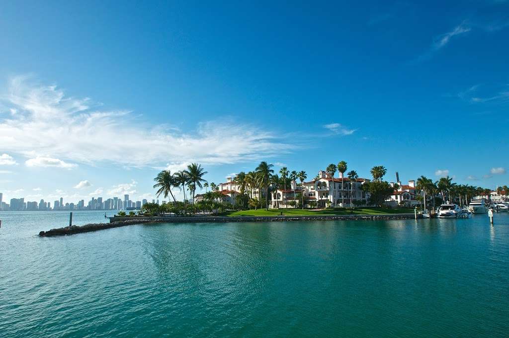 Provident Luxury Suites Fisher Island | 13 Fisher Island Dr, Miami Beach, FL 33109, USA