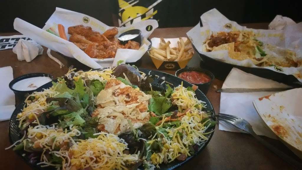 Buffalo Wild Wings | 4311 E Black Horse Pike, Mays Landing, NJ 08330 | Phone: (609) 272-3001