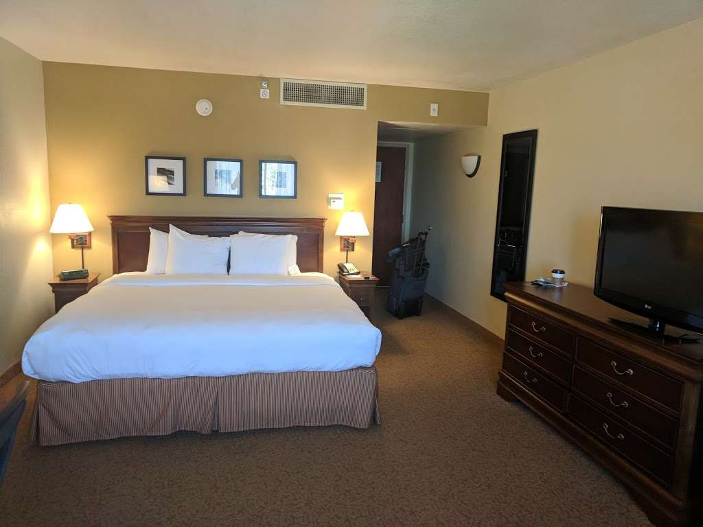 Country Inn & Suites by Radisson, Sunnyvale, CA | 1300 Chesapeake Terrace, Sunnyvale, CA 94089 | Phone: (408) 747-0999