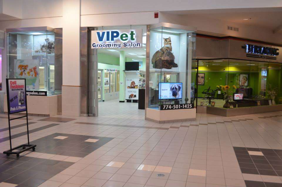 VIPet Grooming Salon! The V.I.P service for your pet. | 2 Galleria Mall Dr, Taunton, MA 02780, USA | Phone: (508) 822-1443