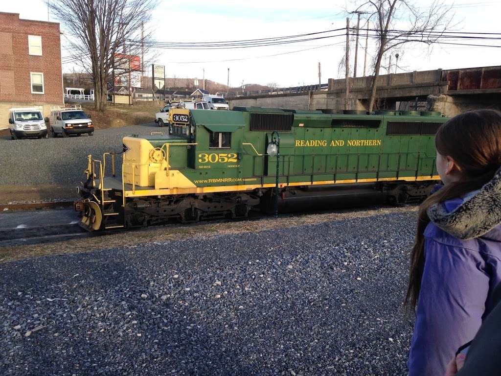 Reading Blue Mountain & Northern Railroad | 3501 Pottsville Pike, Reading, PA 19605 | Phone: (610) 562-2100