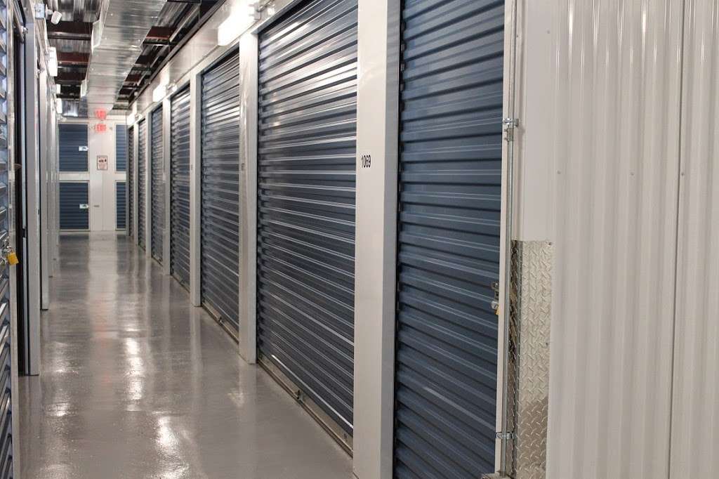 Fairfield Self Storage | 226 Passaic Ave, Fairfield, NJ 07004, USA | Phone: (973) 227-1913