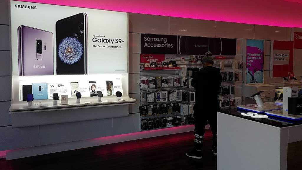 T-Mobile | 4615 Perkiomen Ave, Reading, PA 19606, USA | Phone: (610) 370-9174