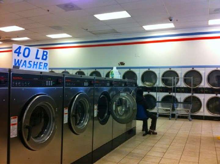 Surf N Suds Laundromat | 6951 Hechinger Dr, Springfield, VA 22151 | Phone: (703) 658-2250