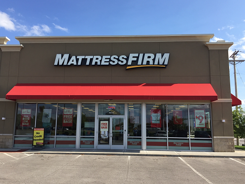 Mattress Firm Lees Summit | 905 NW Chipman Rd Suite B, Lees Summit, MO 64063, USA | Phone: (816) 246-8767