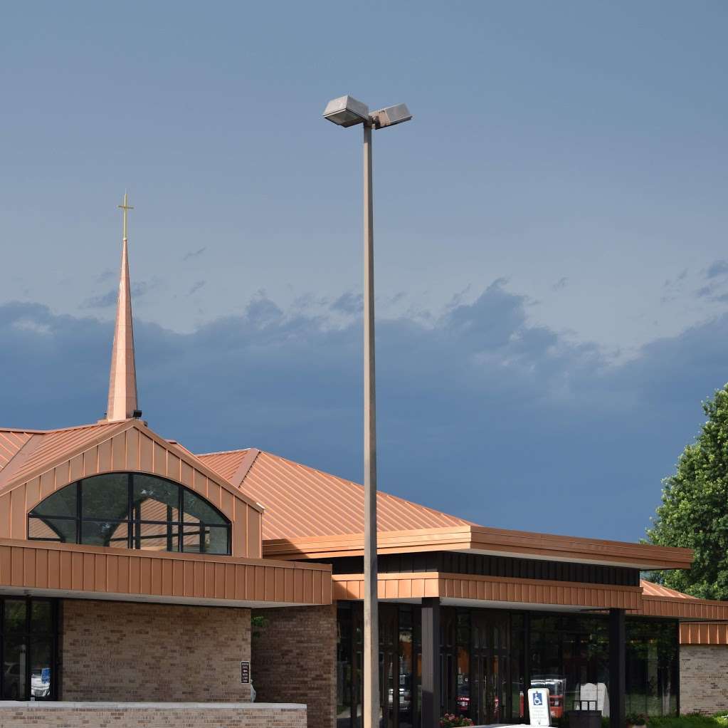 Holy Spirit Catholic Parish | 11300 W 103rd St, Overland Park, KS 66214, USA | Phone: (913) 492-7318