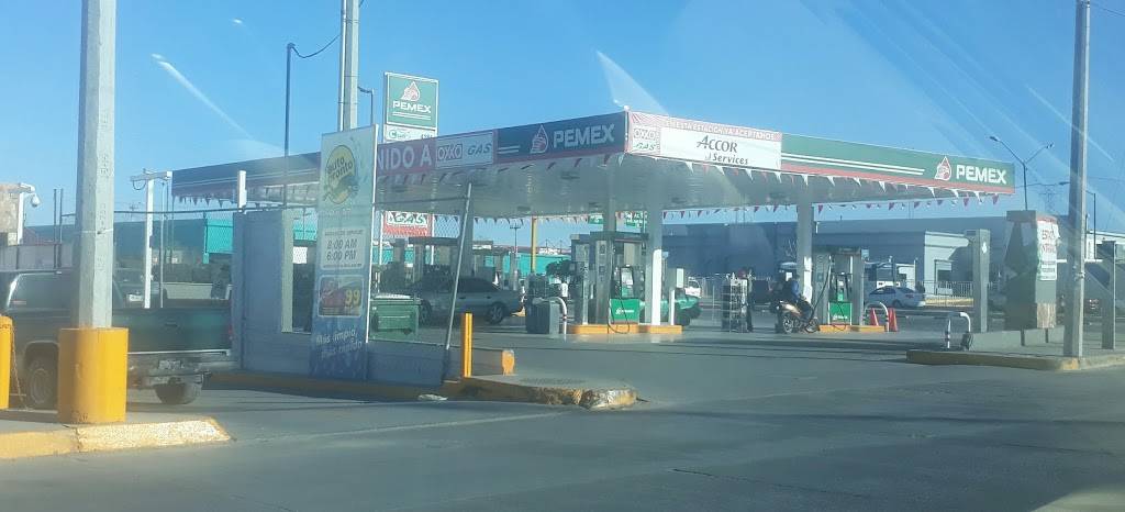 Gasolinera Pemex | Blvrd Zaragoza No. 7931, Nuevo Juárez, 32573 Cd Juárez, Chih., Mexico | Phone: 800 736 3900