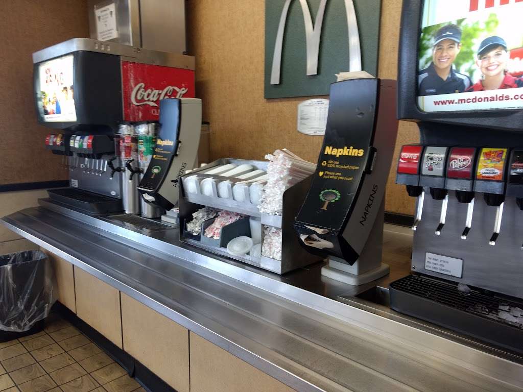McDonalds | 1810 E Conner St, Noblesville, IN 46060, USA | Phone: (317) 774-0493