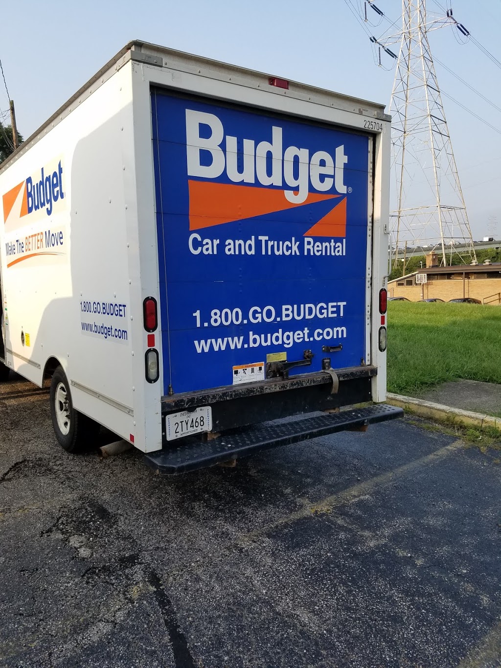 Budget Car Rental | 465 E Galbraith Rd, Cincinnati, OH 45215, USA | Phone: (513) 948-1192