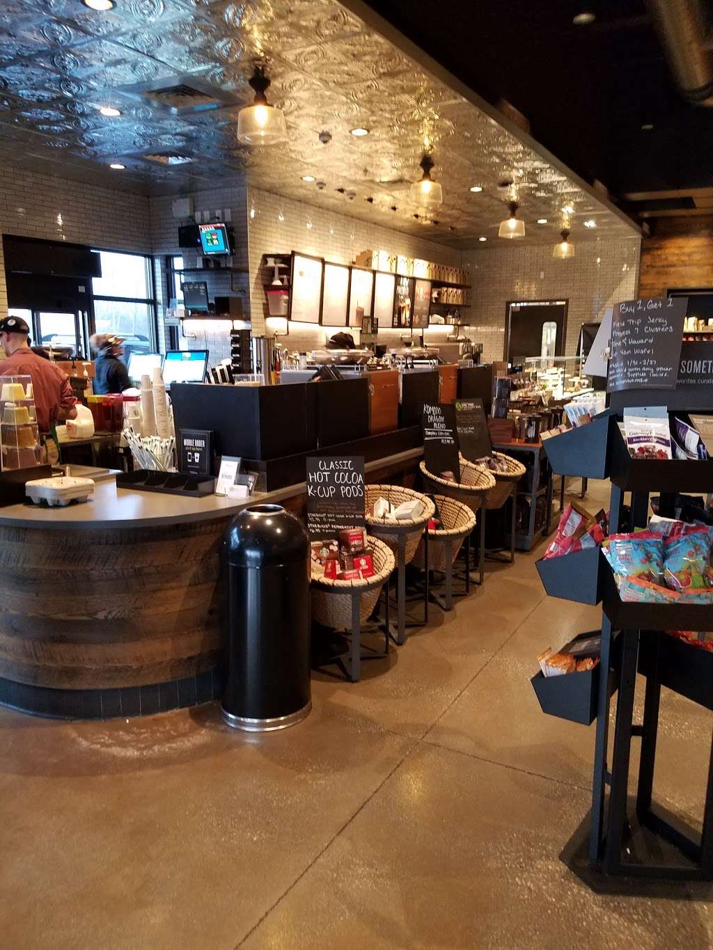 Starbucks | 7843 Indianapolis Blvd, Hammond, IN 46324, USA | Phone: (219) 302-0738