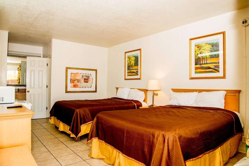 Lakeview motel | 1539 E Memorial Blvd, Lakeland, FL 33801, USA | Phone: (863) 937-9161