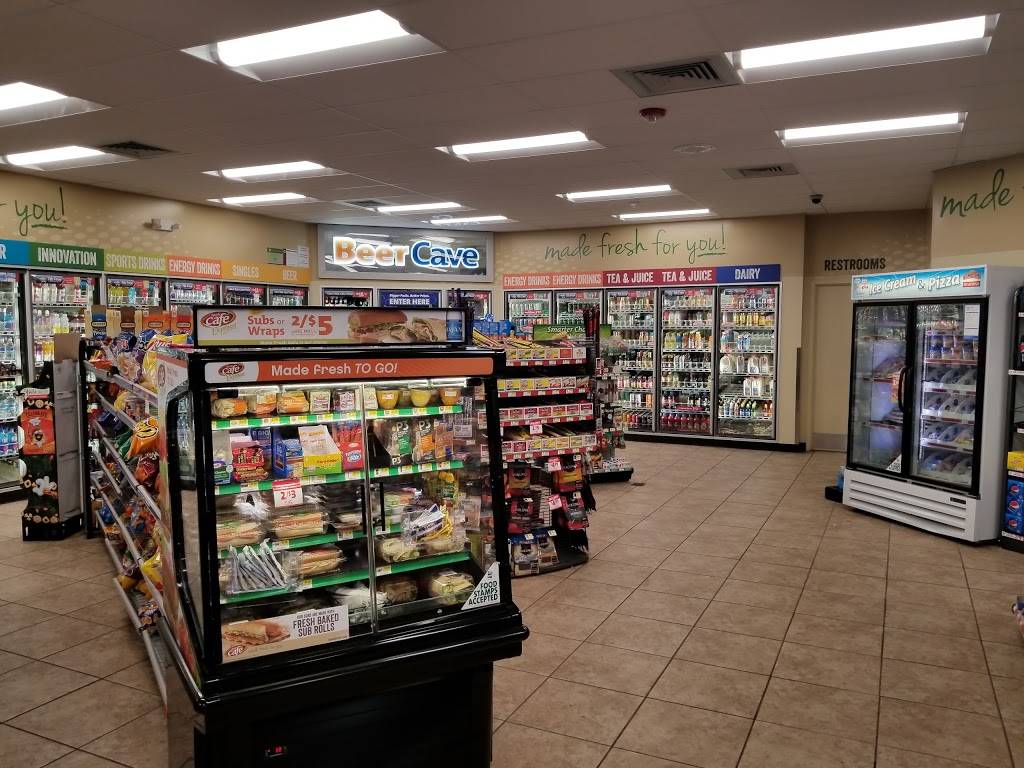 Speedway Truckstop | 2091 Crystal Pkwy, Belvidere, IL 61008, USA | Phone: (815) 547-8262