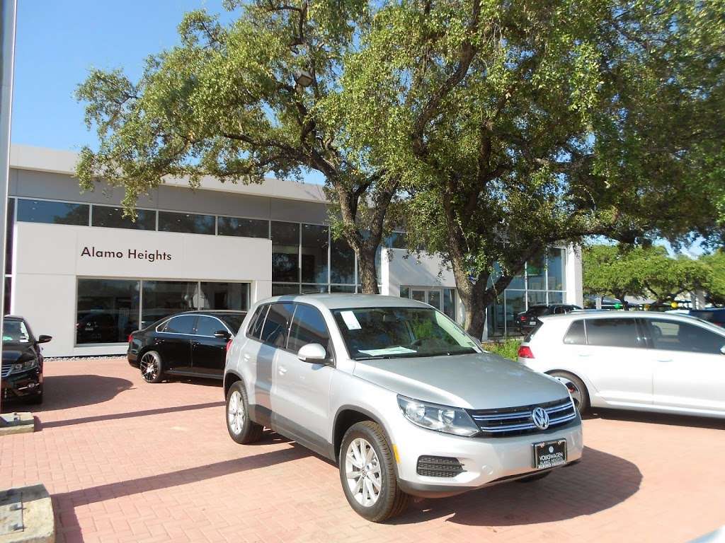 Volkswagen of Alamo Heights | 1402 NE Loop 410, Expressway, San Antonio, TX 78209, USA | Phone: (210) 828-1201