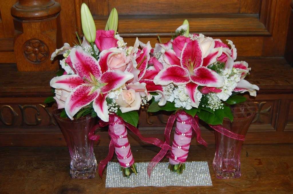 Martinez Park Florist | 4020 Alhambra Ave, Martinez, CA 94553, USA | Phone: (925) 228-7160