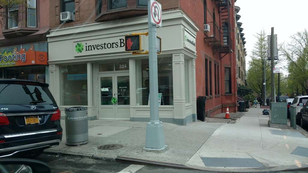 Investors Bank | 314 7th Ave, Brooklyn, NY 11215, USA | Phone: (347) 889-5151