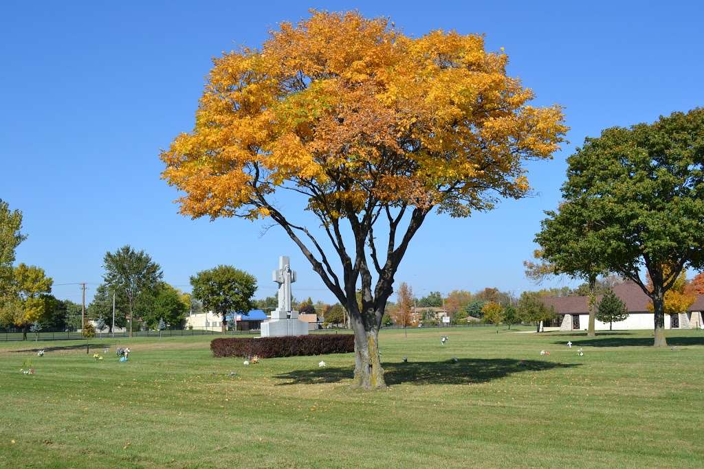 Bethania Cemetery | 7701 S Archer Ave, Justice, IL 60458, USA | Phone: (708) 458-2270