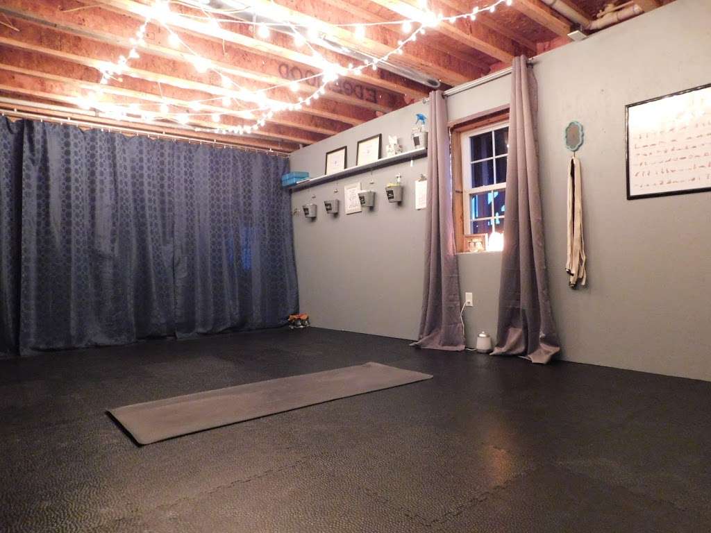 Align Yoga of Waynesboro | 12808 Apple Grove Ln, Waynesboro, PA 17268, USA | Phone: (717) 830-7590