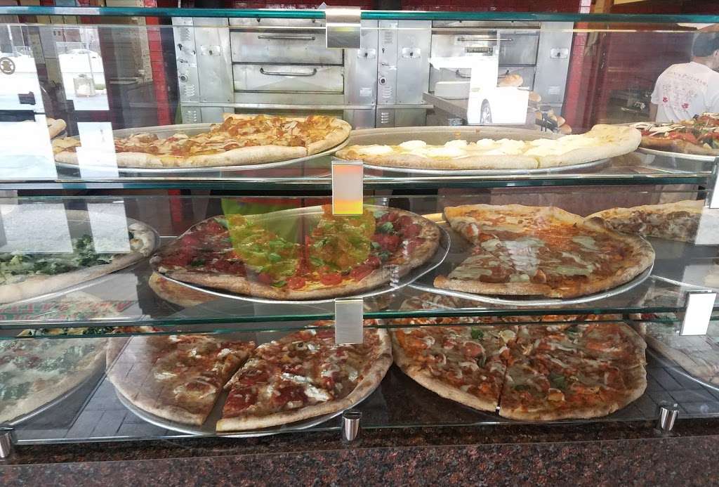 Vinnis Pizzarama | 1025 Hamburg Turnpike, Wayne, NJ 07470, USA | Phone: (973) 628-1510