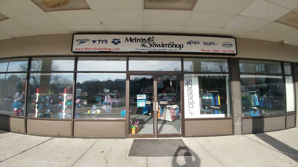 Metro Swim Shop | 666 Main Ave, Norwalk, CT 06851 | Phone: (203) 226-8848