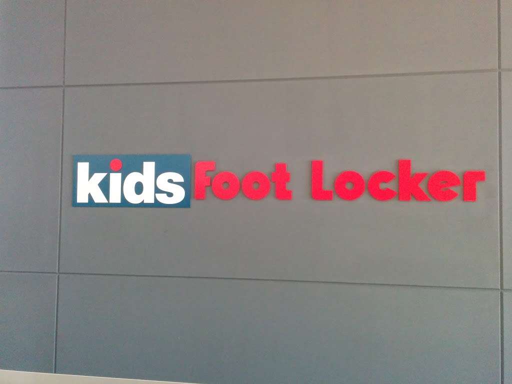 Kids Foot Locker | 11110 Mall Cir, Waldorf, MD 20603 | Phone: (301) 843-9913