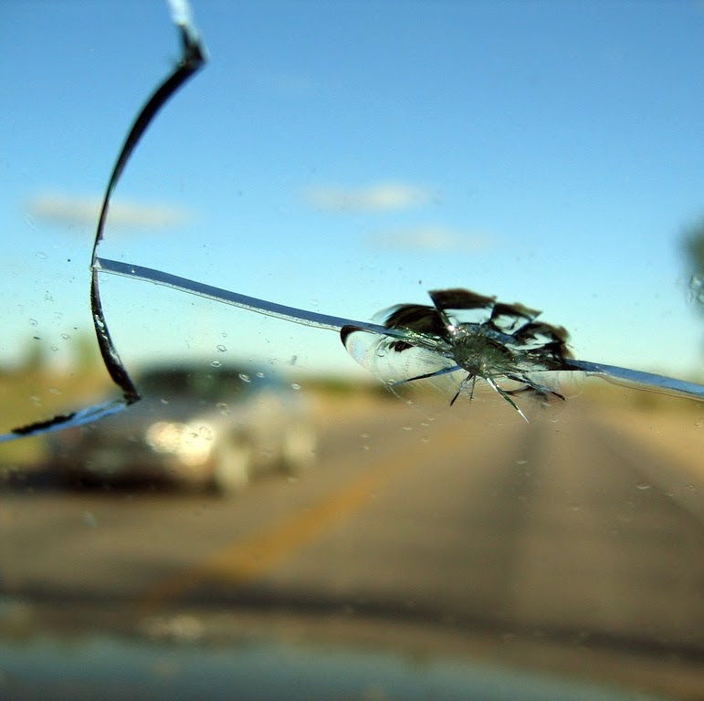 QUIROZ AUTO GLASS | 1217 Commercial Ave, Oxnard, CA 93030, USA | Phone: (805) 486-5593