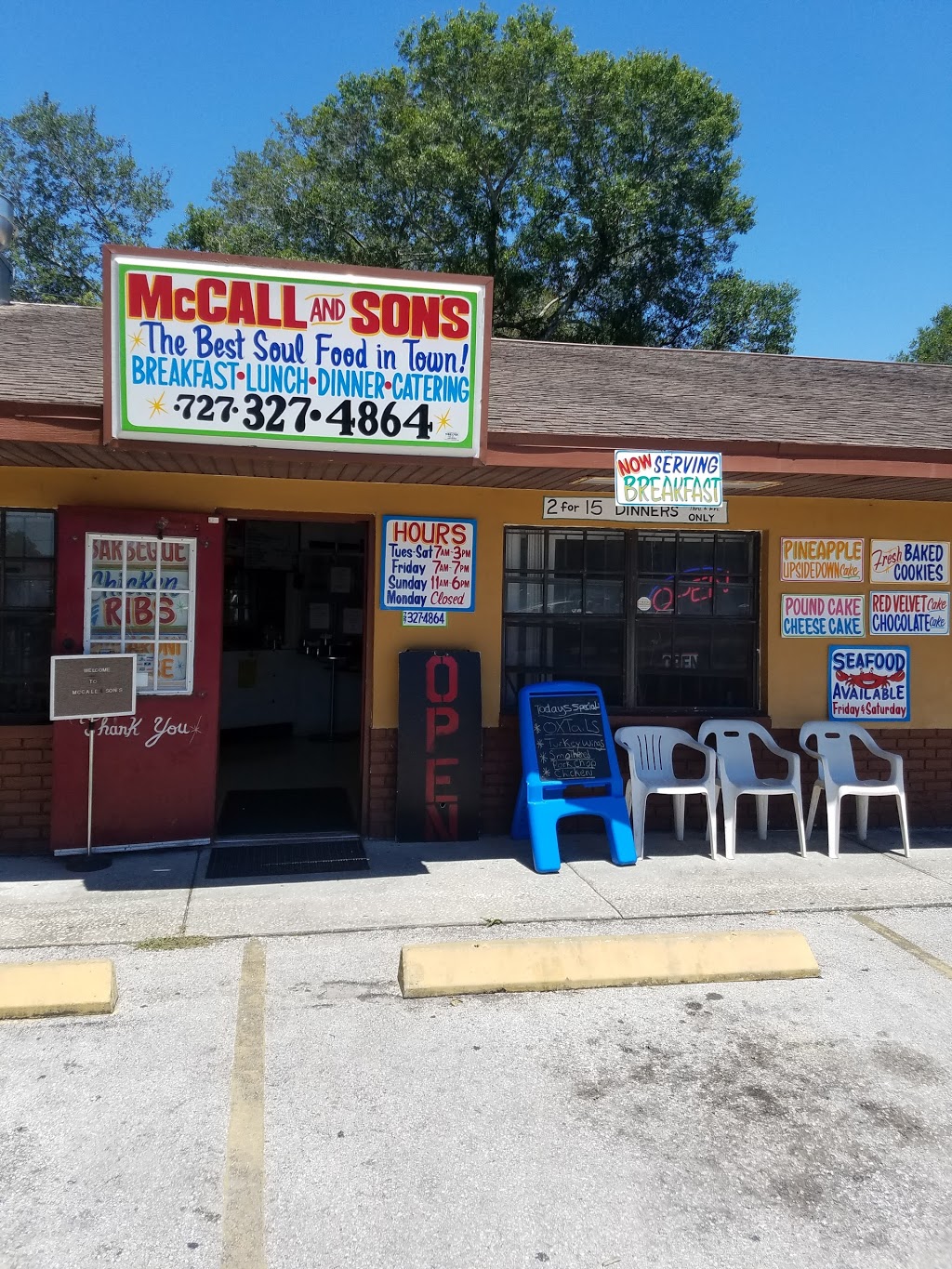 McCalls and Son Restaurant | 1828 49th St S, Gulfport, FL 33707, USA | Phone: (727) 327-4864