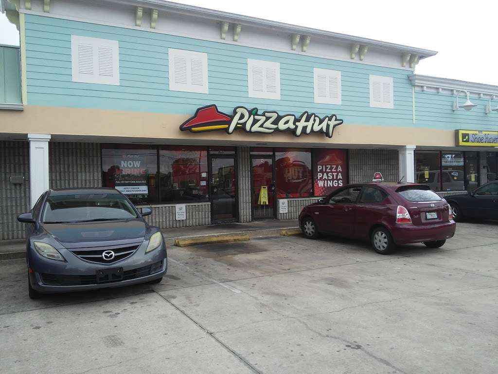 Pizza Hut | 868 Jupiter Blvd Nw #3&4, Palm Bay, FL 32907, USA | Phone: (321) 768-6767