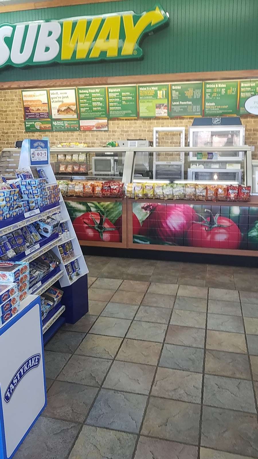 Subway Restaurants | 2030 John Fries Hwy, Quakertown, PA 18951, USA | Phone: (215) 538-1474