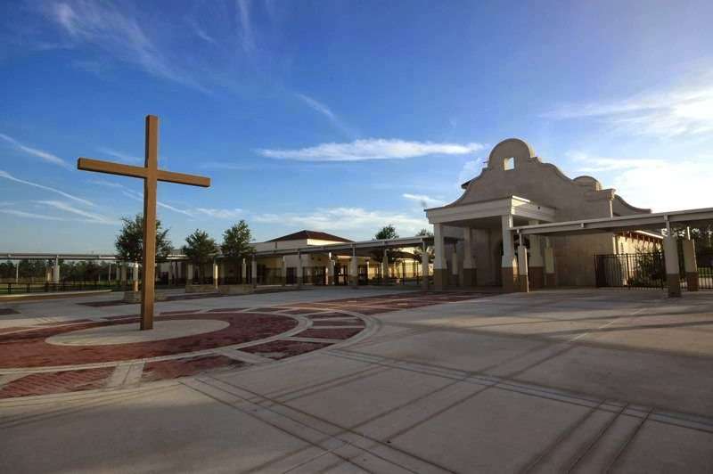 Father Lopez Catholic High School | 3918 Lpga Blvd, Daytona Beach, FL 32124, USA | Phone: (386) 253-5213