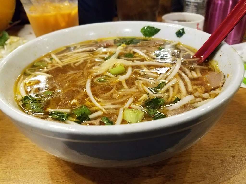 Pho Saigon | 1116 N Rolling Rd, Catonsville, MD 21228, USA | Phone: (410) 744-2740