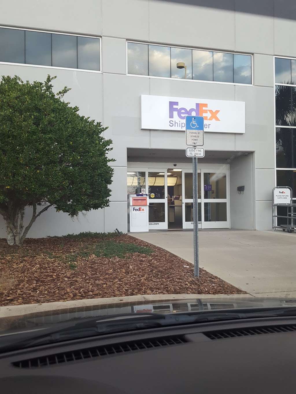 FedEx Ship Center | 10445 Tradeport Dr, Orlando, FL 32827, USA | Phone: (800) 463-3339
