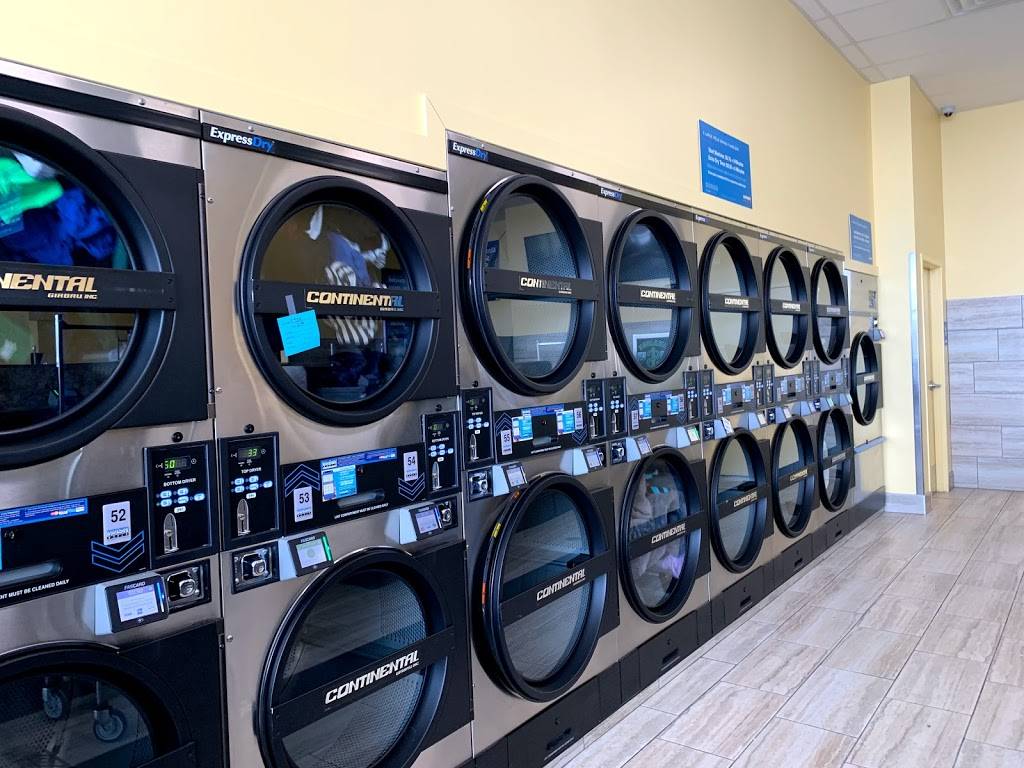 Wash World Laundry | 3303 N 108th St, Omaha, NE 68164, USA | Phone: (402) 493-5996