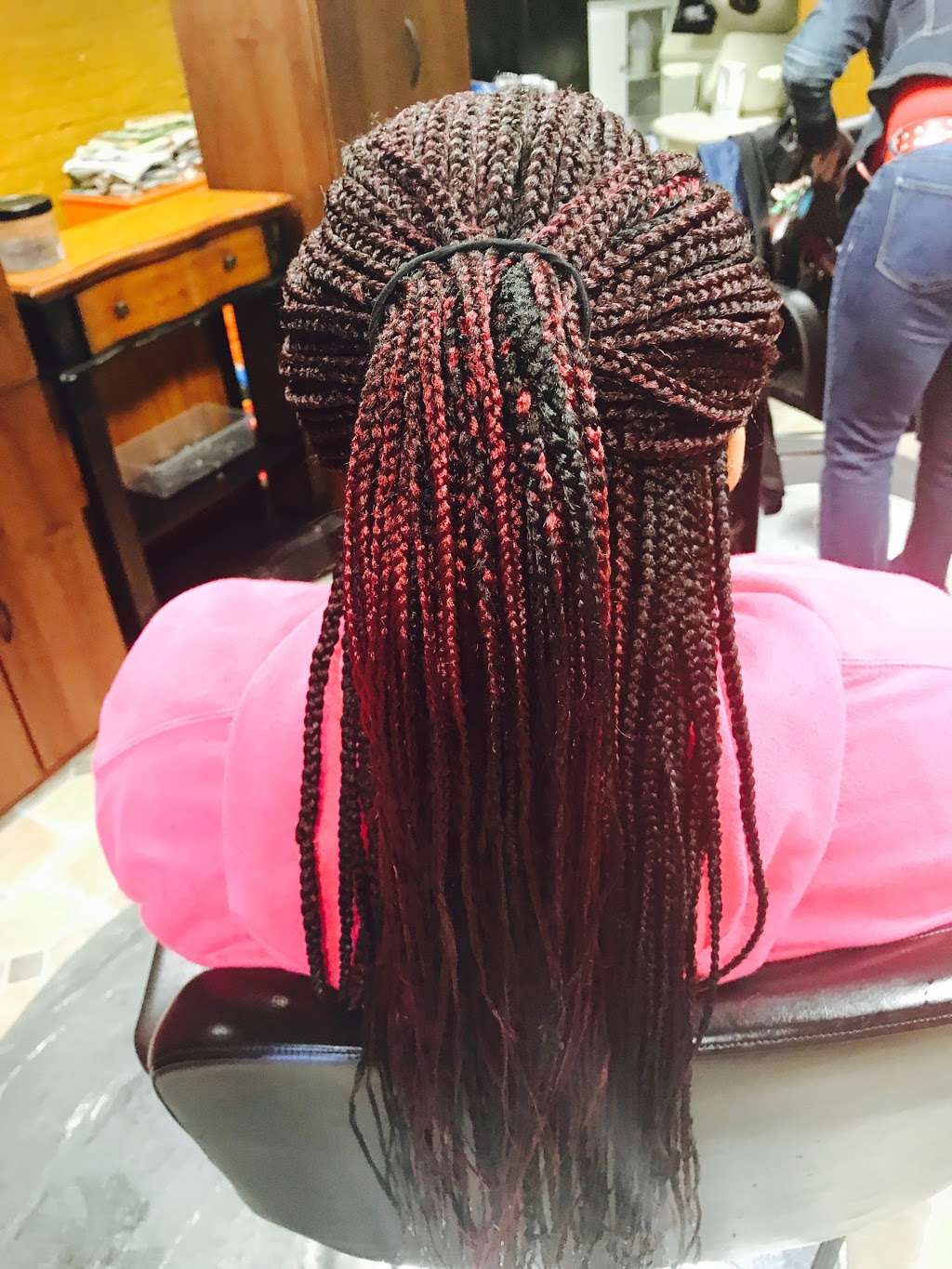 Buyi African hair braiding Salon | 644 Lorraine Ave, Waukegan, IL 60085, USA | Phone: (224) 733-7321