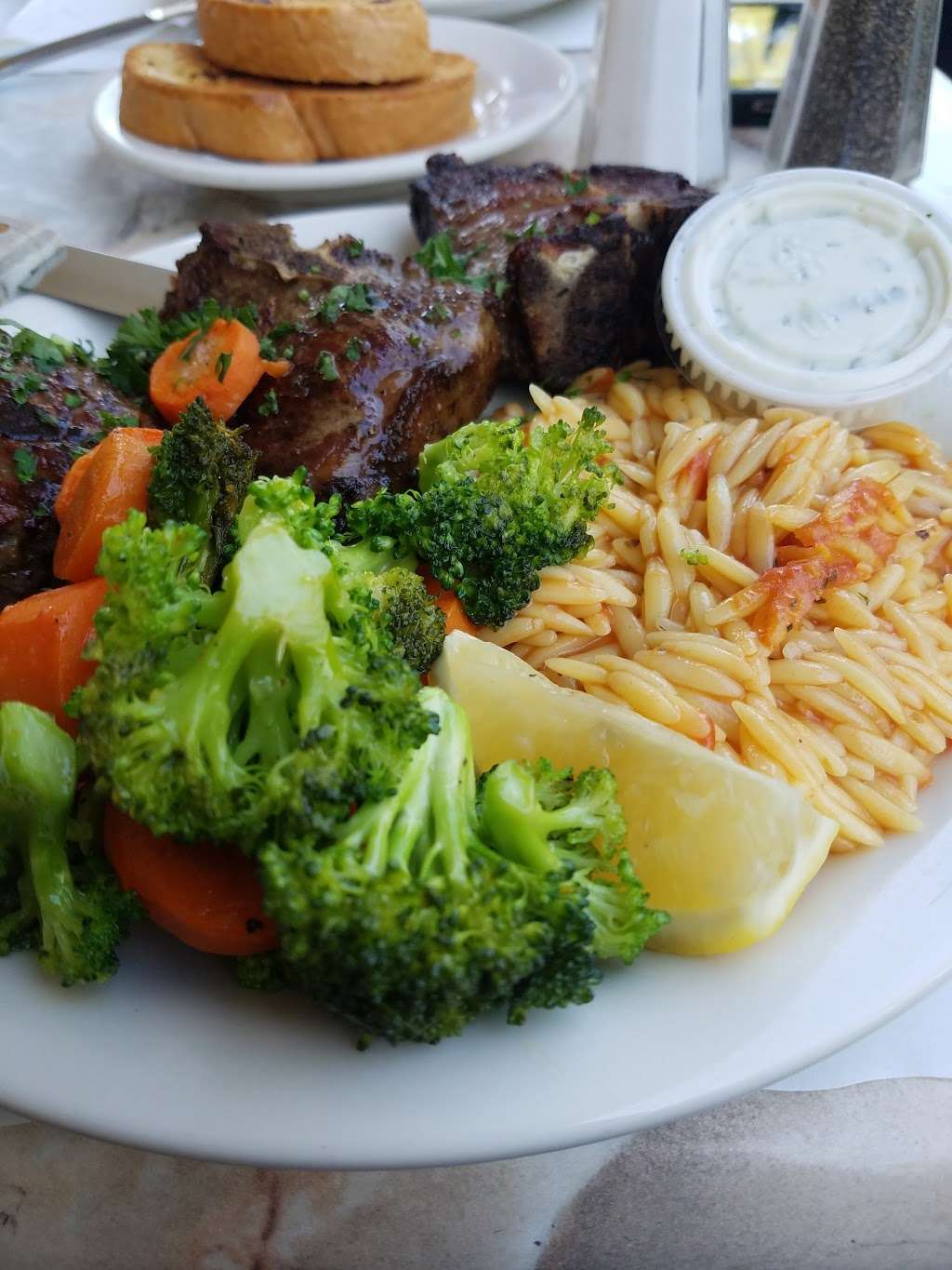 Pacific Fresh Seafood Grill | 2060 E Avenida De Los Arboles, Thousand Oaks, CA 91362 | Phone: (805) 493-0104