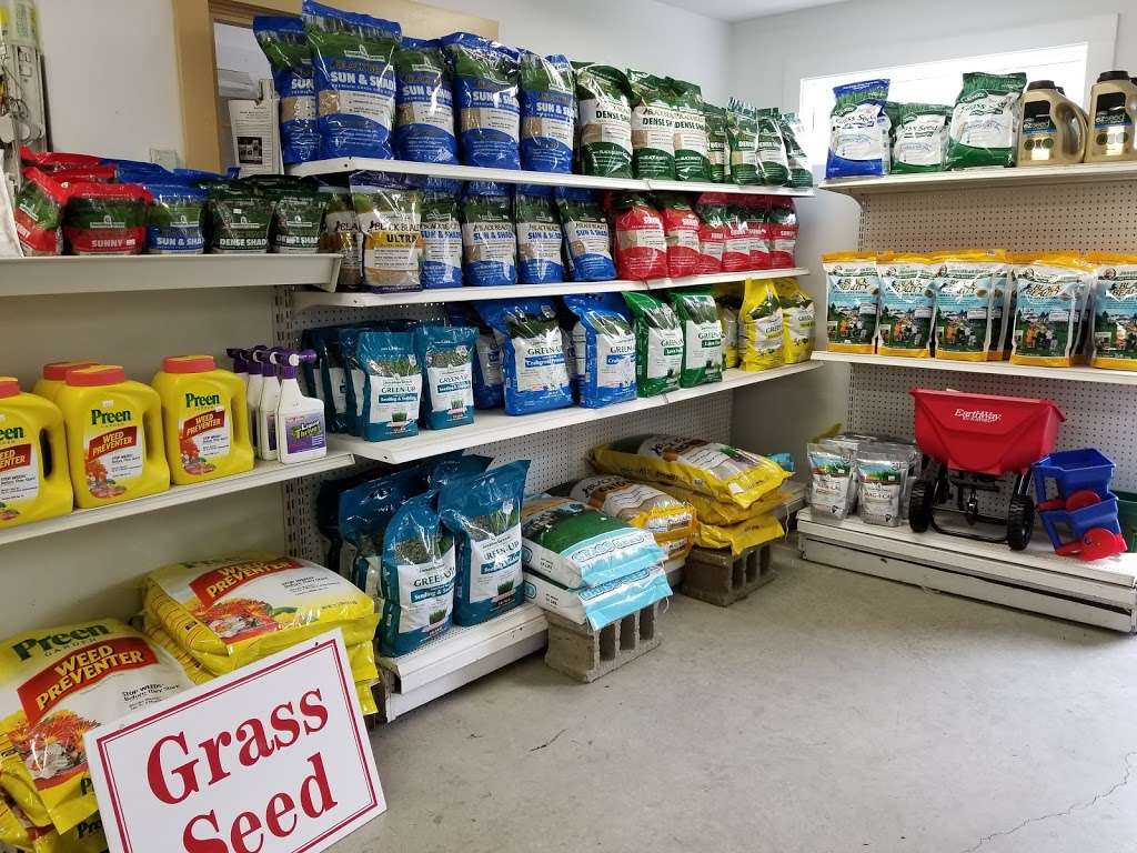 Wolf Hill Garden Center | 88 Elm St, Salisbury, MA 01952 | Phone: (978) 465-3542