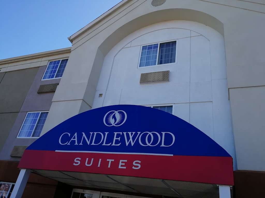 Candlewood Suites Somerset | 41 Worlds Fair Dr, Somerset, NJ 08873, USA | Phone: (732) 748-1400