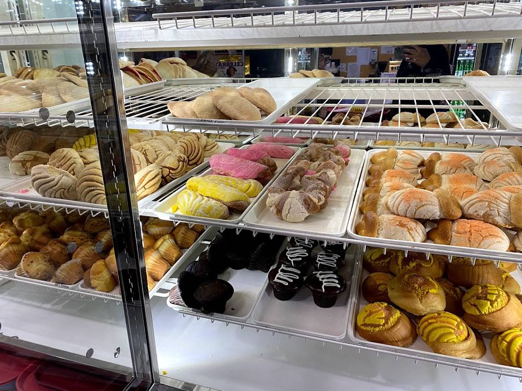 MexicanTown Bakery | 4300 Vernor Hwy, Detroit, MI 48209, USA | Phone: (313) 554-0001