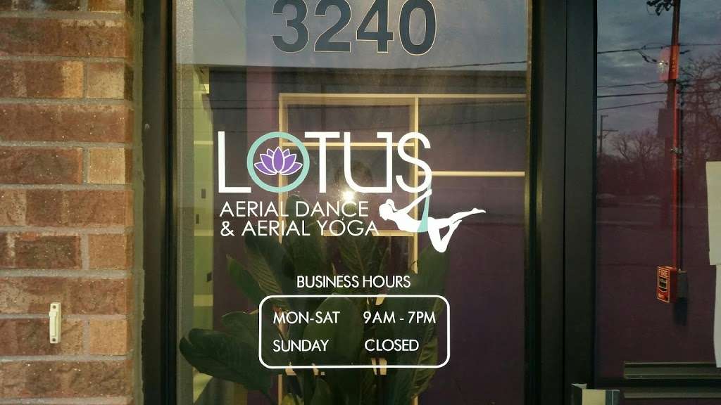 Lotus Aerial Dance & Aerial Yoga | 3240 W Lake Ave, Glenview, IL 60026, USA | Phone: (224) 616-3397
