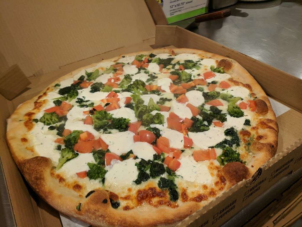 Big Cheese Pizza | 364 Wilmington Pike, Glen Mills, PA 19342 | Phone: (610) 358-0800
