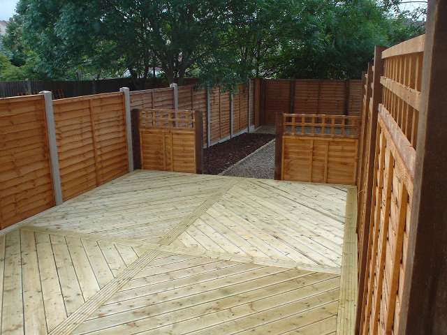 Meopham Fencing Ltd | Wrotham Rd, Meopham, Gravesend DA13 0QB, UK | Phone: 01474 813123