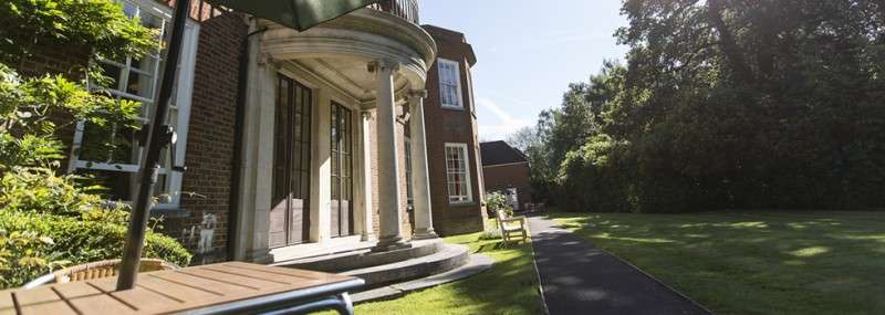 Kingswood Court | Warren Lodge Dr, Tadworth KT20 6QN, UK | Phone: 01737 830480