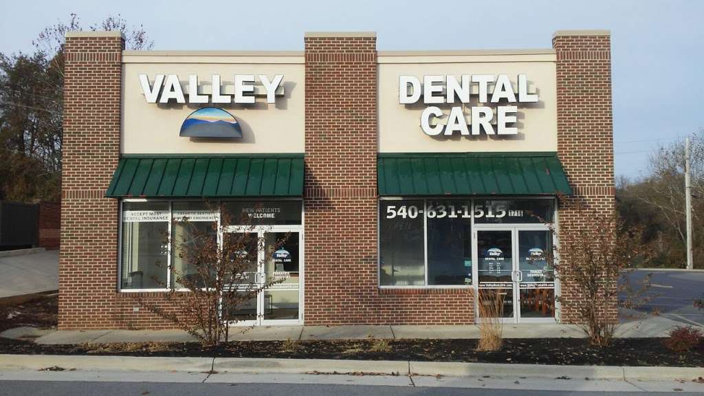 Valley Dental Care | 27 S Gateway Dr #121, Fredericksburg, VA 22406, USA | Phone: (540) 693-4904