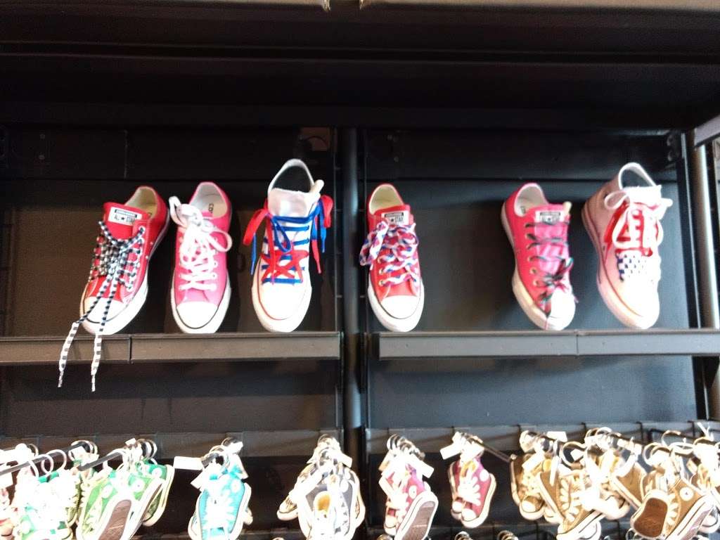 Converse Factory Store | 311 Stanley K Tanger Dr Suite 609, Lancaster, PA 17602, USA | Phone: (717) 396-6572