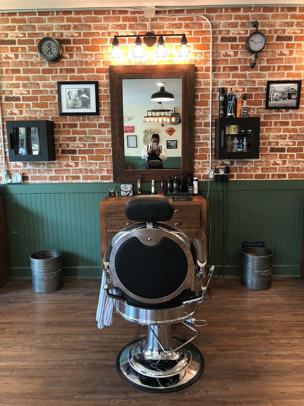 The Village Barber Shop | 13796 Bridgewater Crossings Blvd #1080, Windermere, FL 34786, USA | Phone: (407) 554-3392