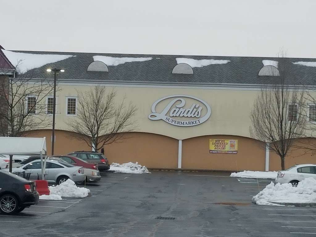 Landis Supermarket | 2700 Shelly Rd, Harleysville, PA 19438, USA | Phone: (215) 513-3055