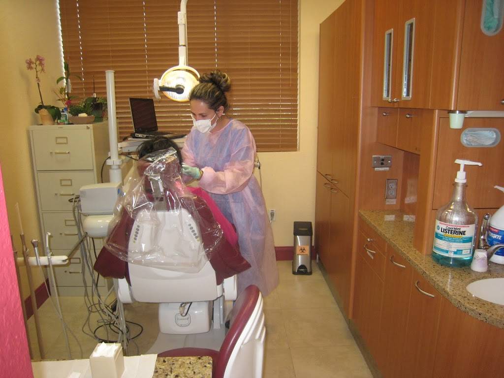 Dr. Dora R. Artiles: Art Dental Clinic | 12600 SW 120th St, Miami, FL 33186 | Phone: (305) 971-7773