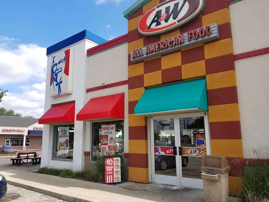 A&W Restaurant | 1475 S Lake Park Ave, Hobart, IN 46342 | Phone: (219) 942-3433