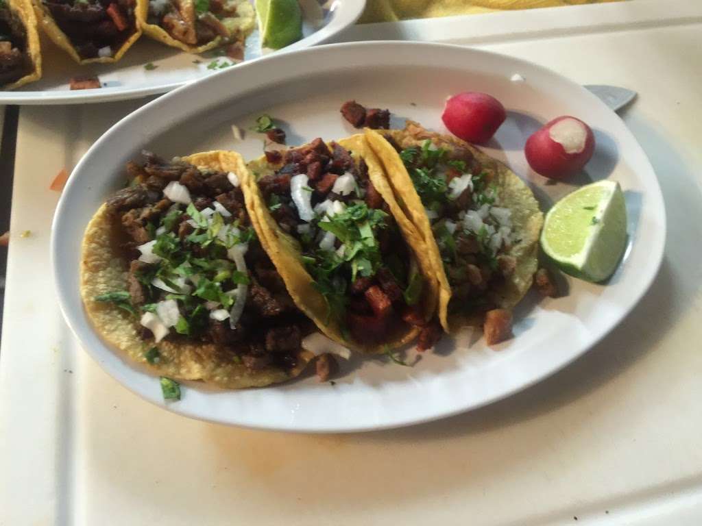 La Esquinita | 1702 Vesta St, San Diego, CA 92113, USA | Phone: (619) 581-1227
