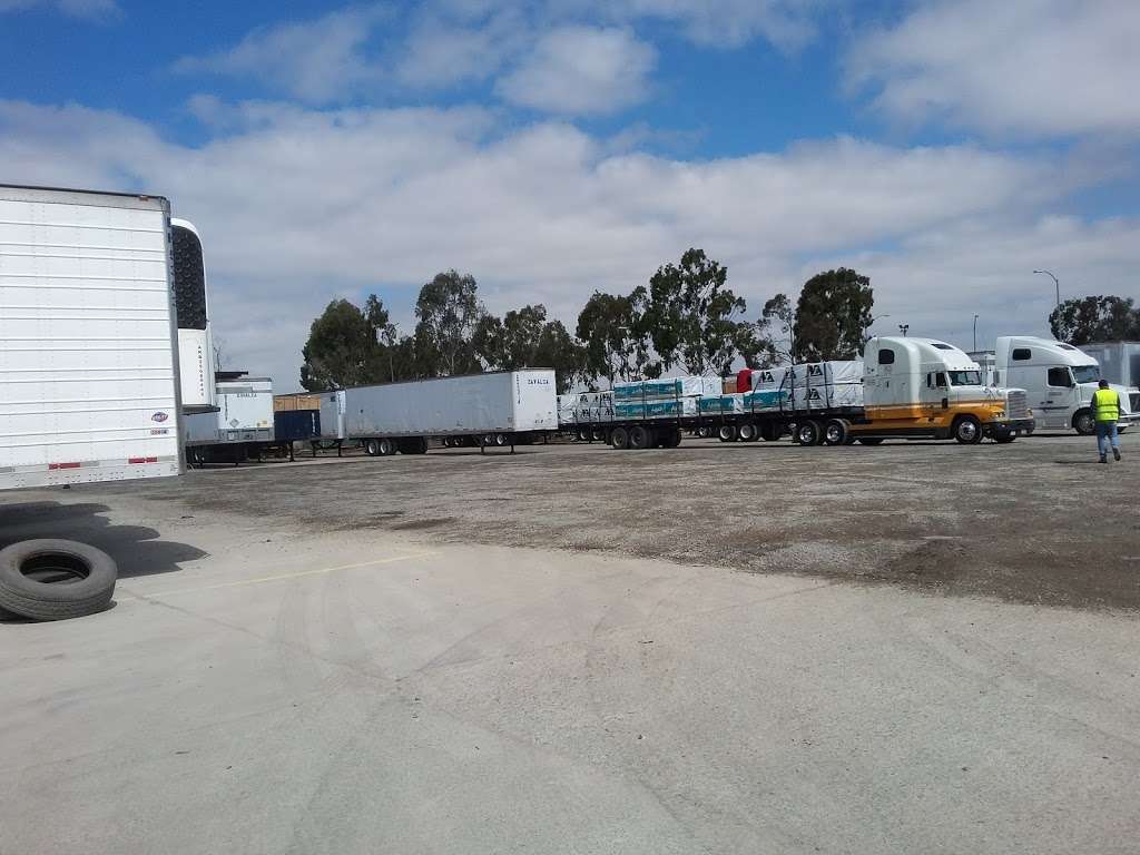 Zavalza Trucking Co Inc | 1476 Radar Rd, San Diego, CA 92154, USA | Phone: (619) 661-7281