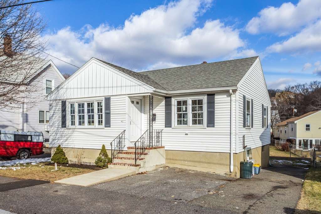 Mayflower Realty Group | 1 Central St #203, Middleton, MA 01949, USA | Phone: (978) 604-2941